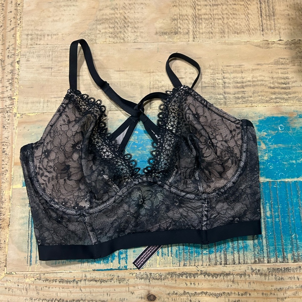 Sexy Victoria’s Secret bralette